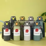 gourde en acier inoxydable avec bandoulière