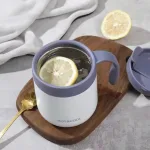 Mug avec couvercle pour thé