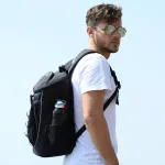 sac à dos noir avec compartiment isotherme