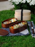 conteneur à repas en bois