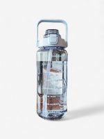 gourde écologique avec paille pour un mode de vie actif