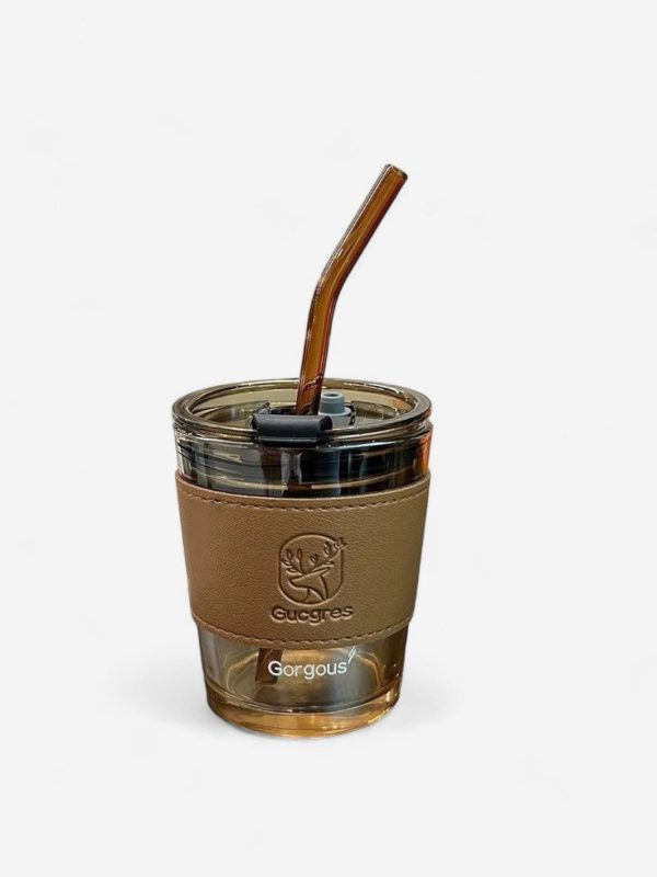 gourde en verre avec paille style tasse à café