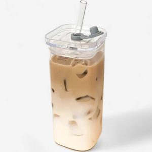 gourde en verre minimaliste pour café glacé