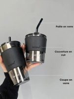 gourde en verre moderne avec paille
